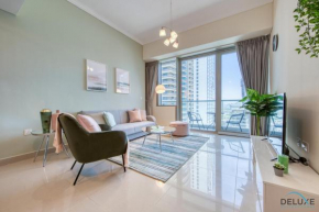 One Bedroom Apartment with Dubai Marina Views in Ocean Heights by Deluxe Holiday Homes